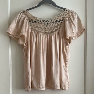 Kimchi & Blue Size S 100% Silk Knit Embellished Blouse Flutter Sleeve Top